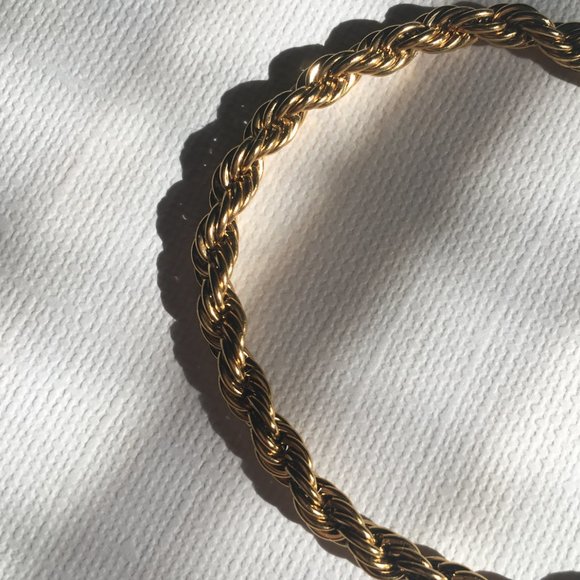 Twisted 18K Gold Chain Bracelet - Picture 4 of 12